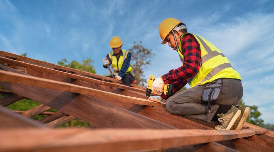 Professional Flat Roofing Installation services in Oakridge, OR